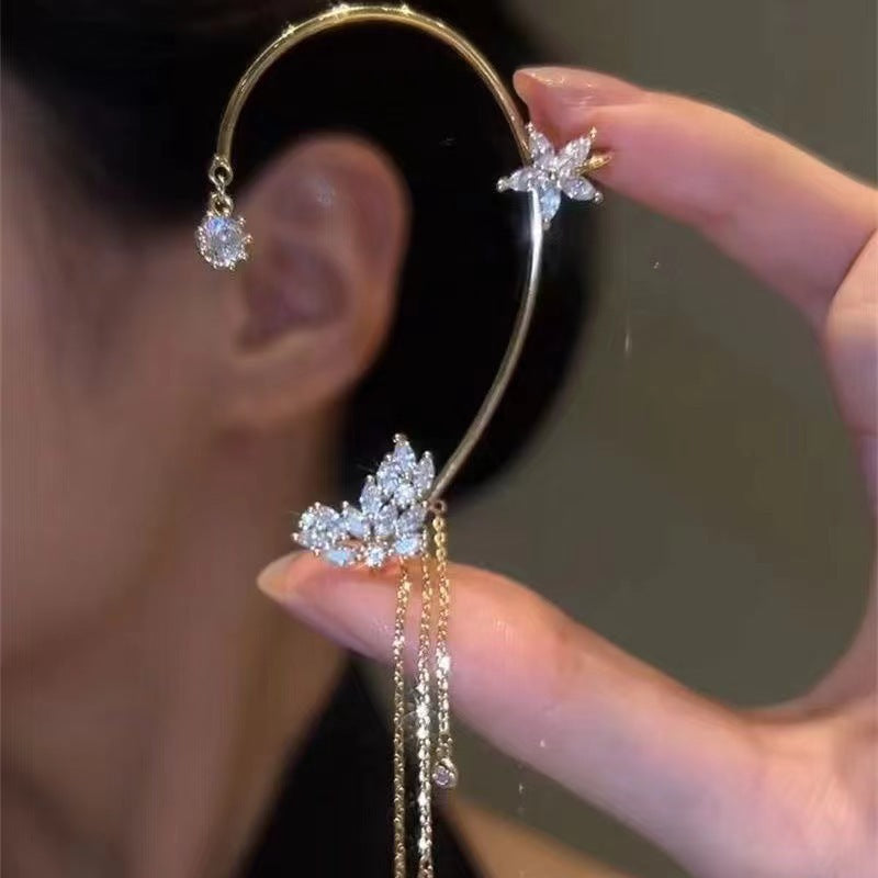 ✨🦋 Pendientes de circonita con mariposa💖