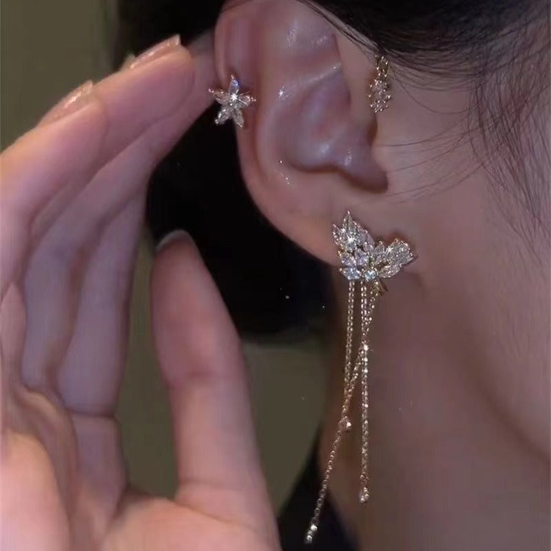 ✨🦋 Pendientes de circonita con mariposa💖
